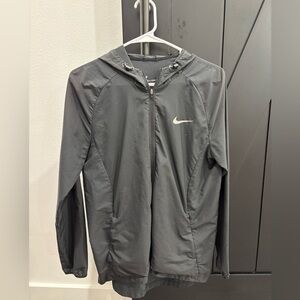 Women’s Nike windbreaker